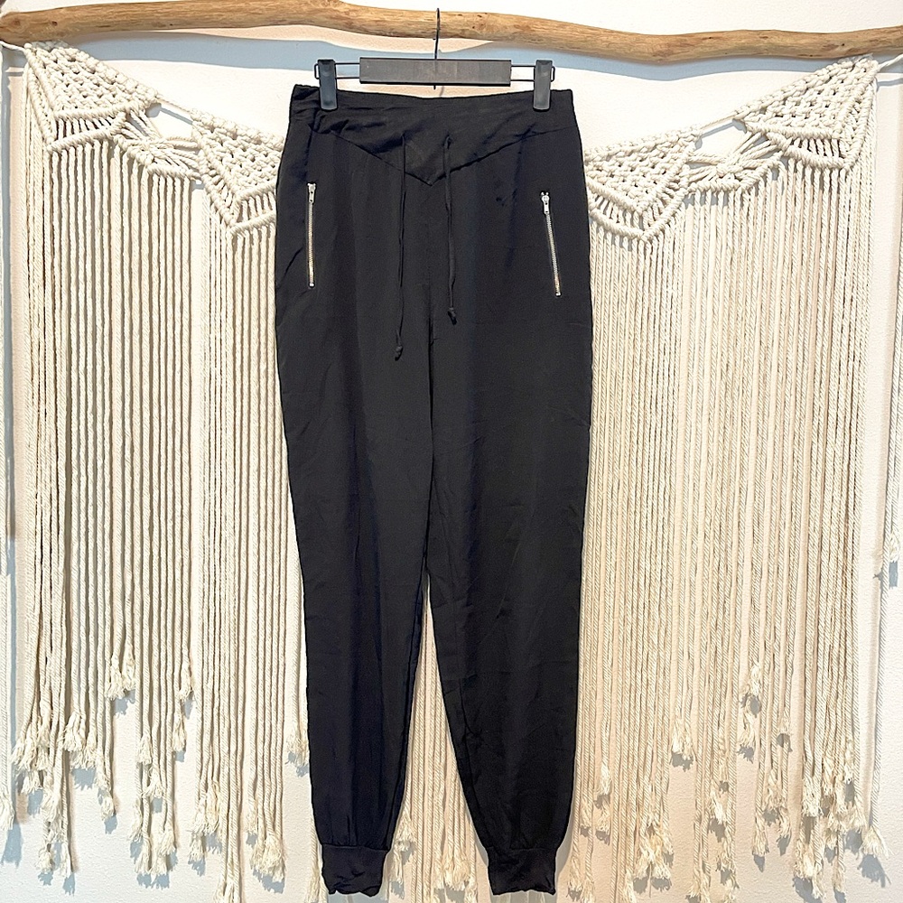 Old Money Dressy Casual Joggers Sz M